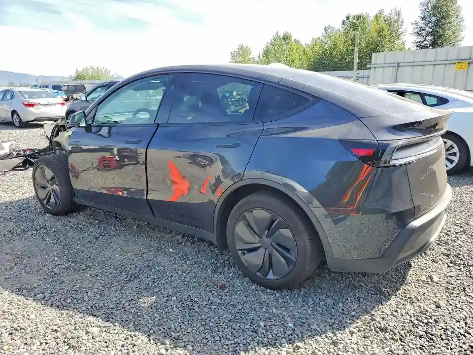 7SAYGDEE7TF517668 2026 TESLA MODEL Y-1
