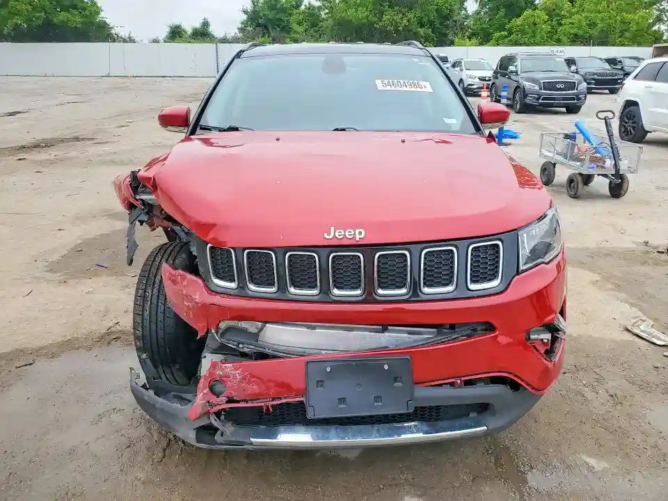3C4NJDCB9KT812670 2019 JEEP COMPASS-4