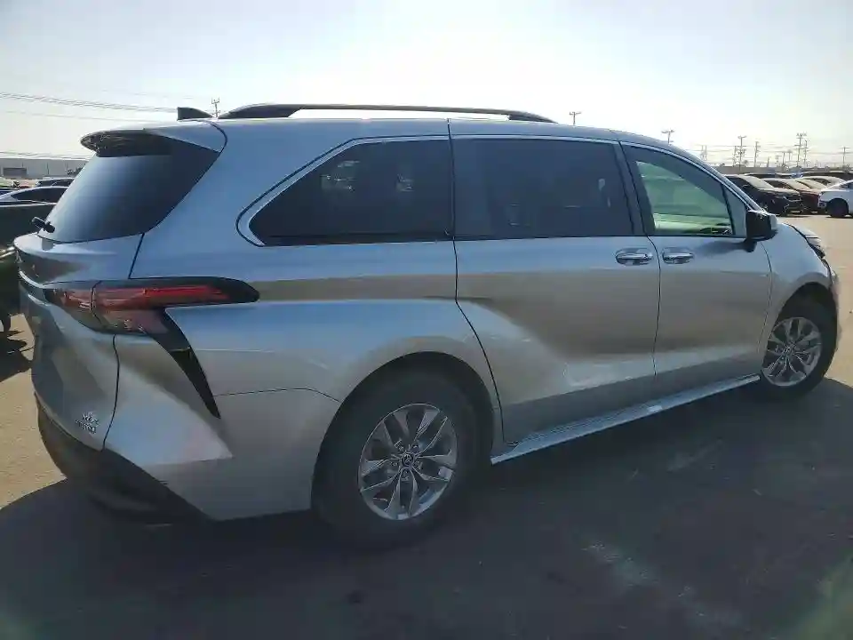 5TDJSKFC9NS044854 2022 TOYOTA SIENNA-2