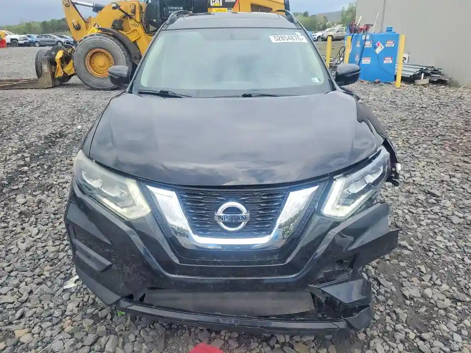 5N1AT2MV9HC758082 2017 NISSAN ROGUE-4