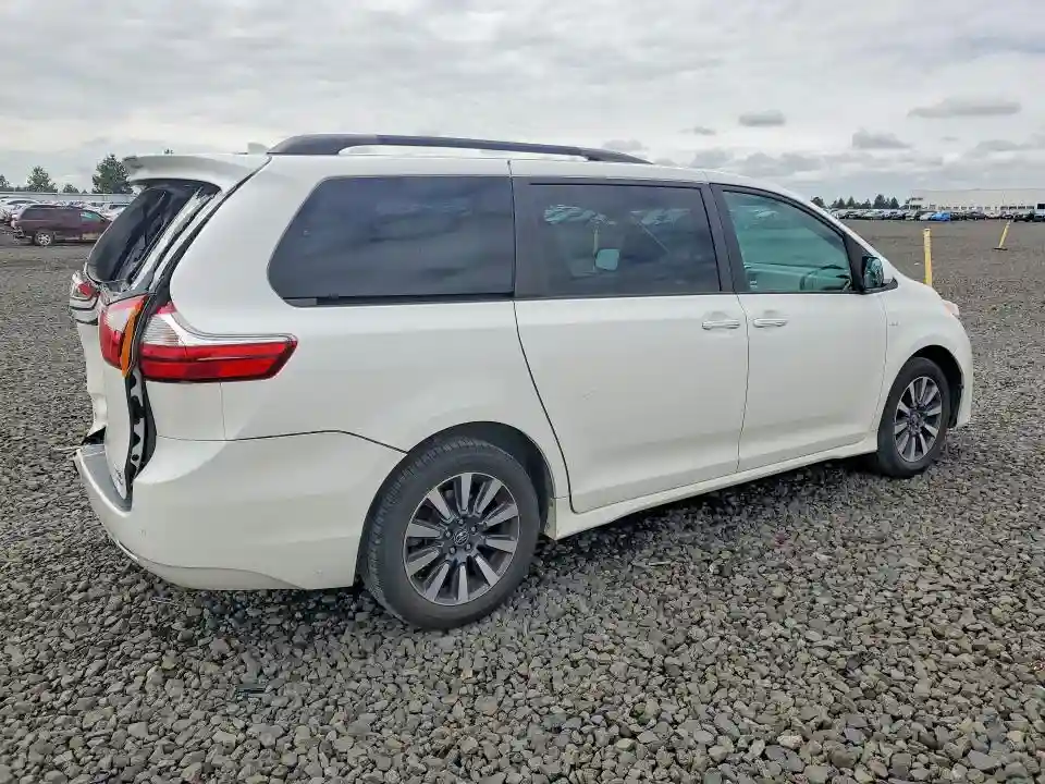5TDDZ3DC9KS216040 2019 TOYOTA SIENNA-2