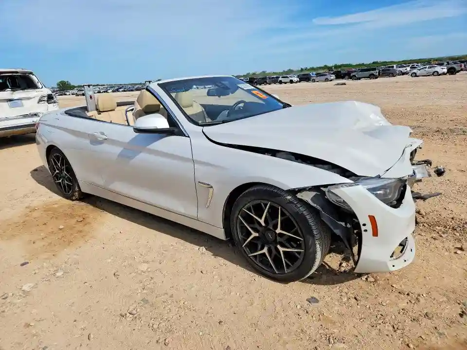 WBA4Z1C56JEC70536 2018 BMW 4 SERIES-3