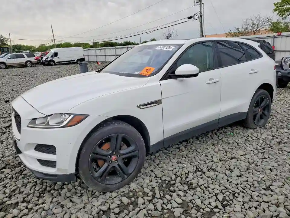 SADCS2BN7HA089703 2017 JAGUAR F-PACE-0