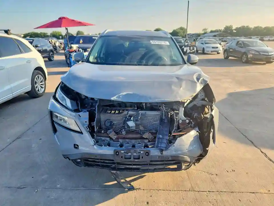 5N1AT3CA8MC807240 2021 NISSAN ROGUE-4