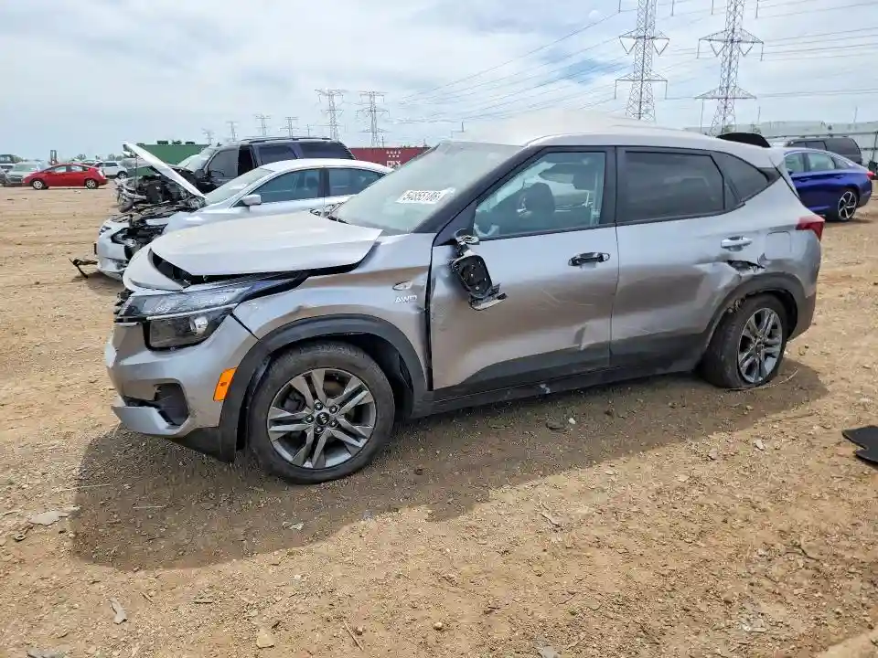KNDEPCAA5M7130833 2021 KIA SELTOS-0