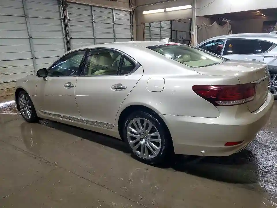 JTHBL5EF6F5134662 2015 LEXUS LS-1