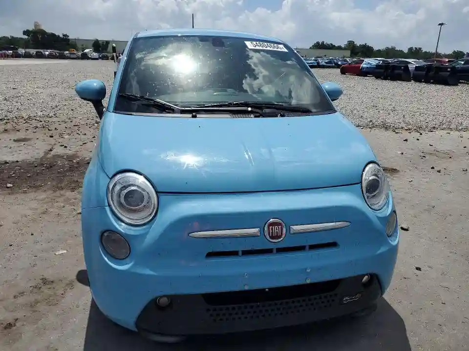 3C3CFFGE4HT659945 2017 FIAT 500-4