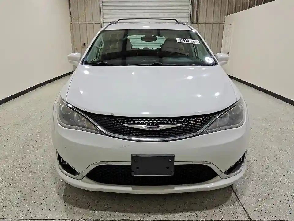 2C4RC1BG1KR624980 2019 CHRYSLER PACIFICA-4