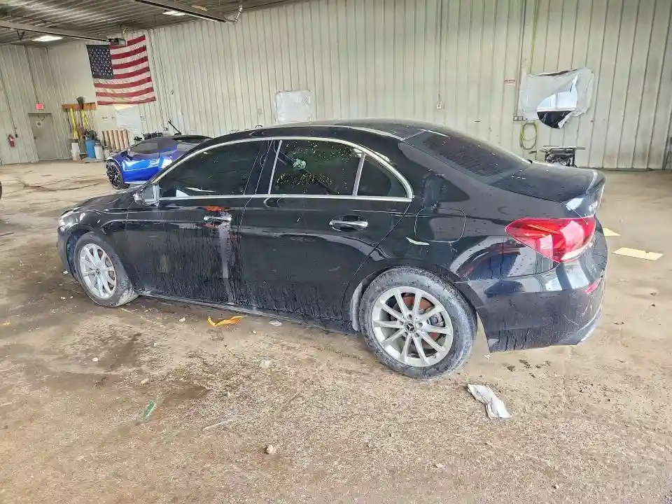 WDD3G4FB2KW001732 2019 MERCEDES-BENZ A-CLASS-1