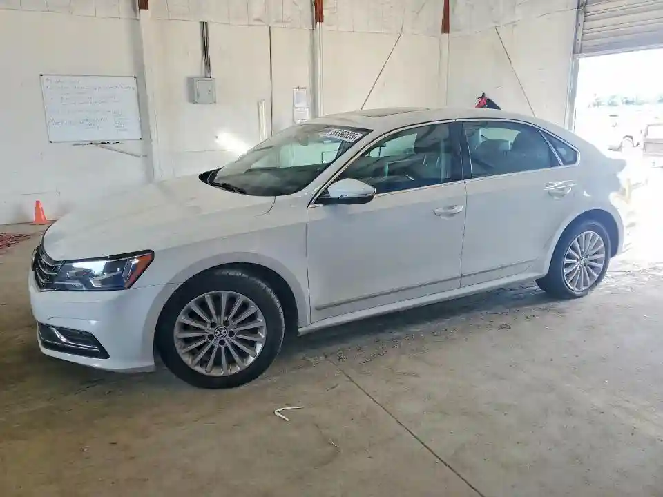 1VWBT7A30HC012075 2017 VOLKSWAGEN PASSAT-0