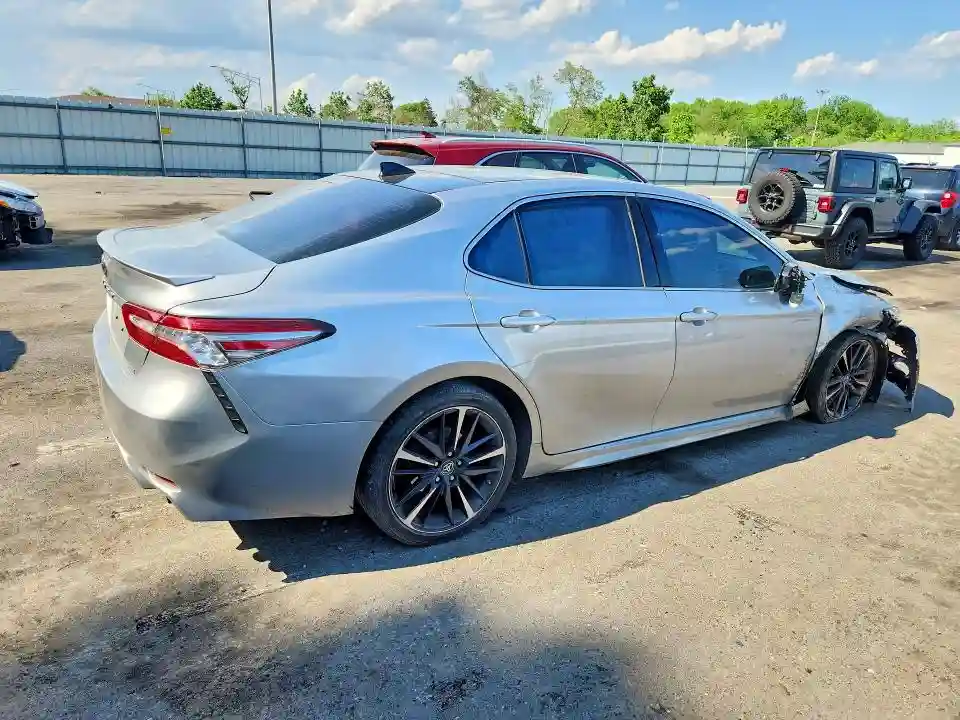 4T1B61HK4KU736398 2019 TOYOTA CAMRY-2