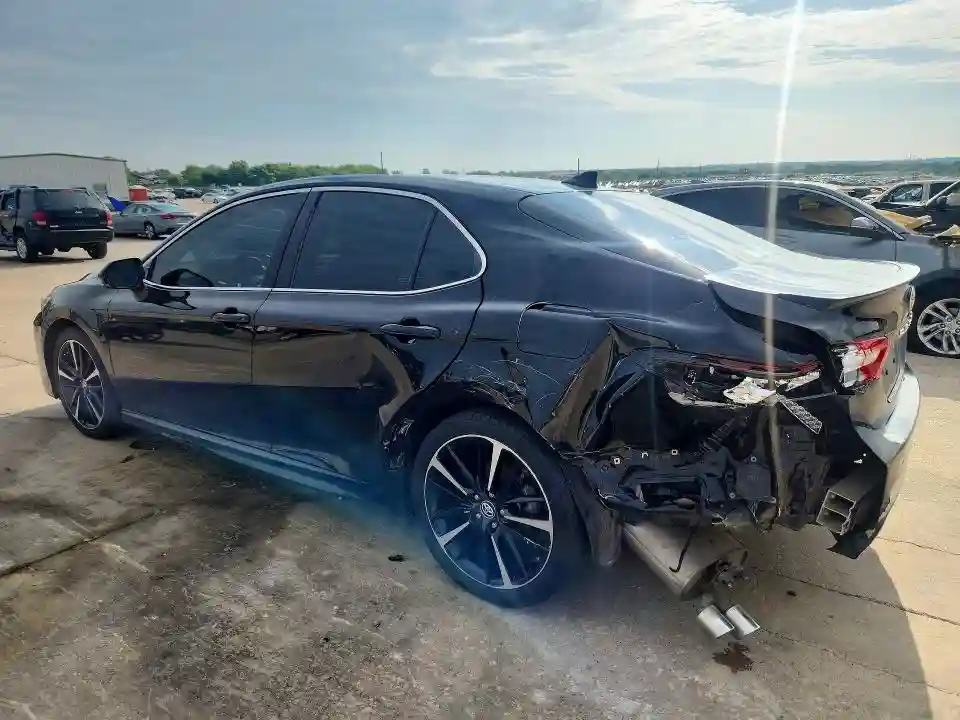 4T1B61HK0KU811176 2019 TOYOTA CAMRY-1