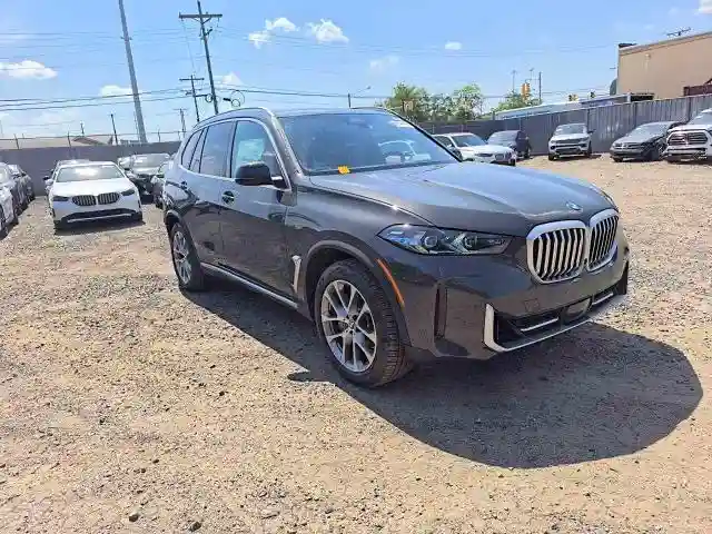 5UX23EU08T9337019 2026 BMW X5-2