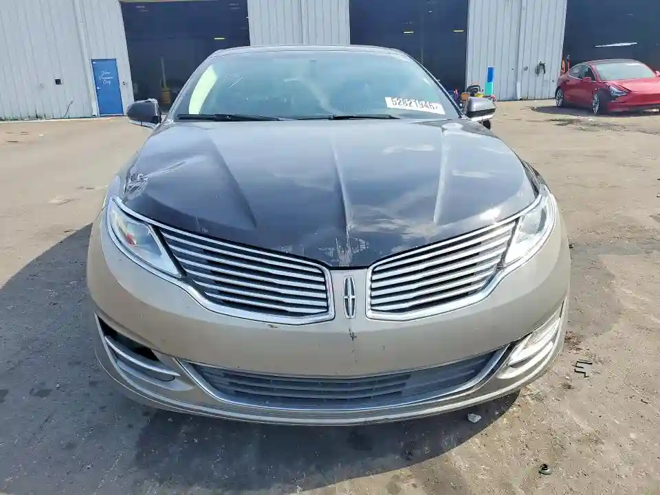 3LN6L2LU2GR634041 2016 LINCOLN MKZ-4