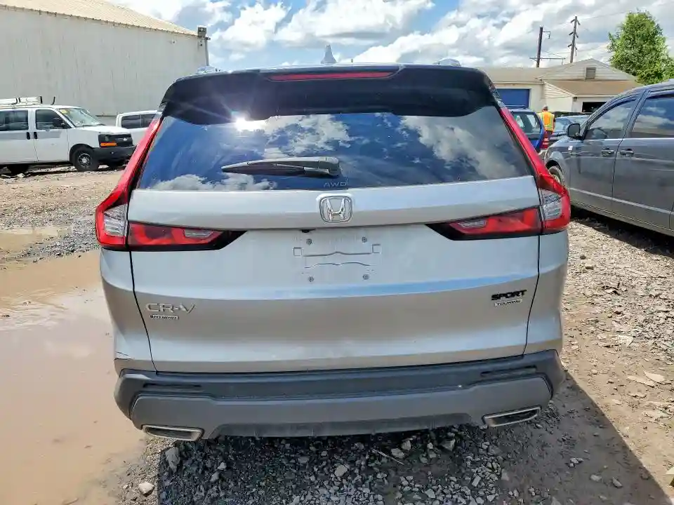 2HKRS6H98PH807371 2023 HONDA CRV-5