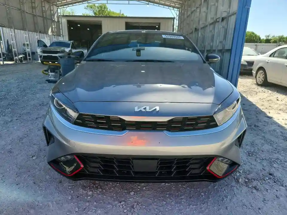 3KPF54AD3RE815642 2024 KIA FORTE-4