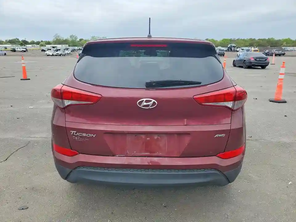 KM8J2CA40JU631354 2018 HYUNDAI TUCSON-5