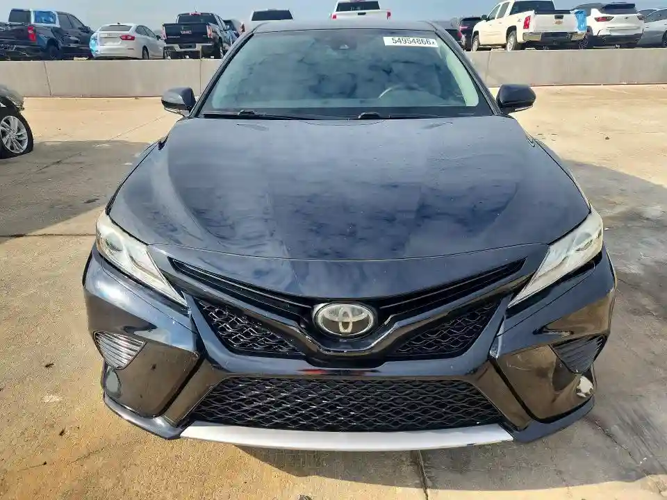 4T1B61HK0KU811176 2019 TOYOTA CAMRY-4