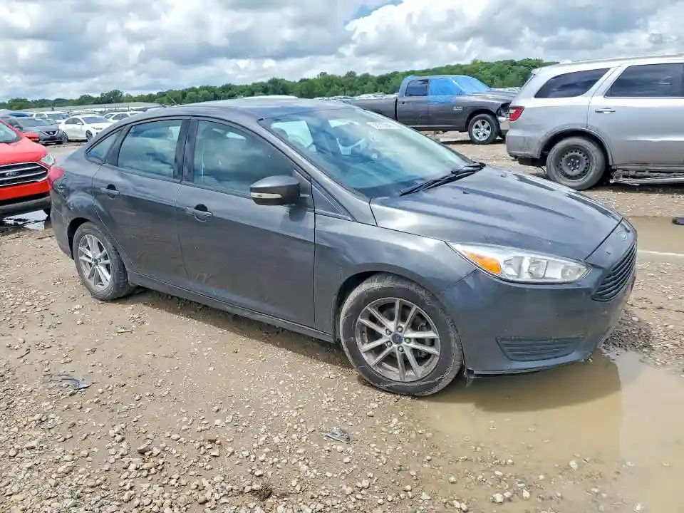 1FADP3F22HL296386 2017 FORD FOCUS-3