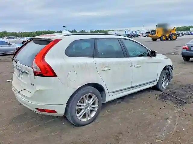 YV440MDJ8F2676329 2015 VOLVO XC60-2