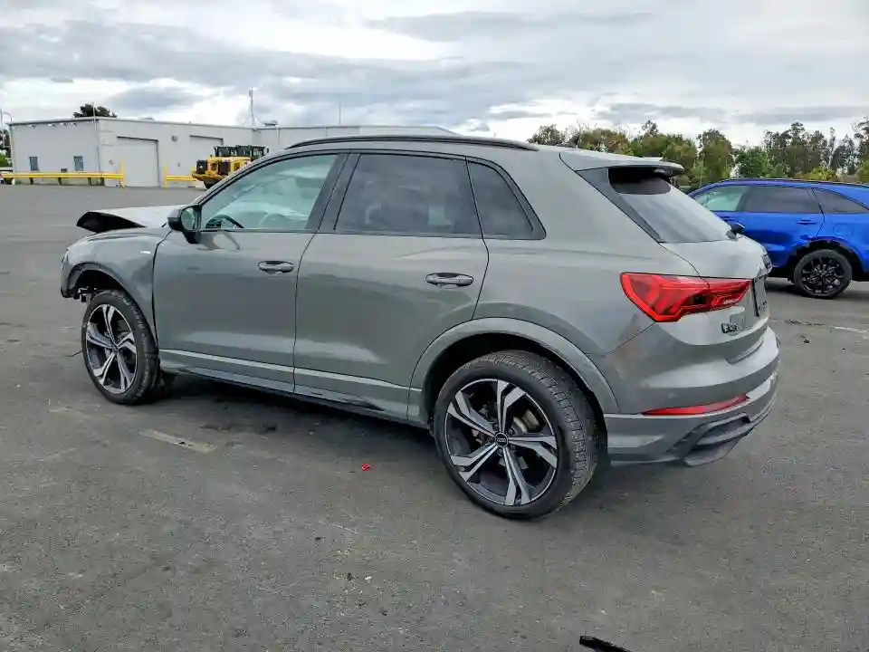 WA1EECF30R1069797 2024 AUDI Q3-1