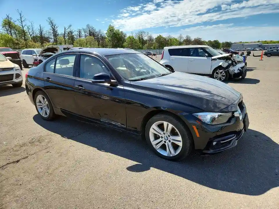 WBA8E3G5XGNU03792 2016 BMW 3 SERIES-3