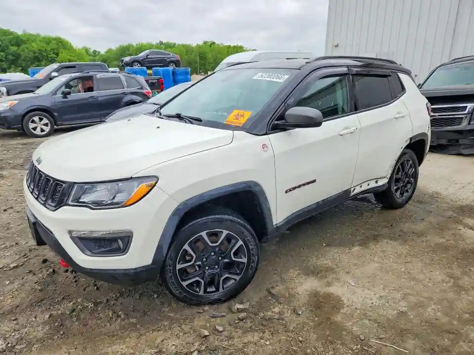 3C4NJDDBXJT501553 2018 JEEP COMPASS-0
