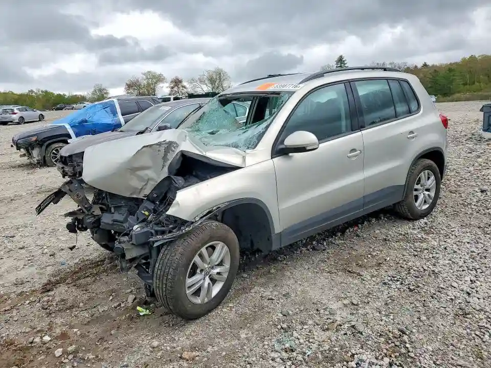 WVGAV7AX0FW594505 2015 VOLKSWAGEN TIGUAN-0