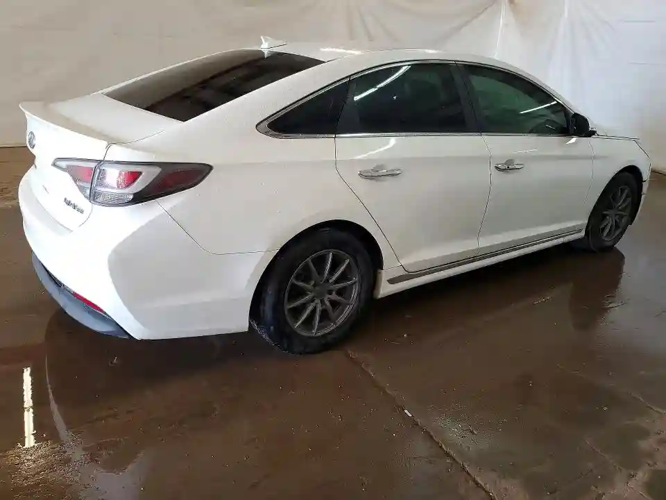 KMHE24L19GA010716 2016 HYUNDAI SONATA-2