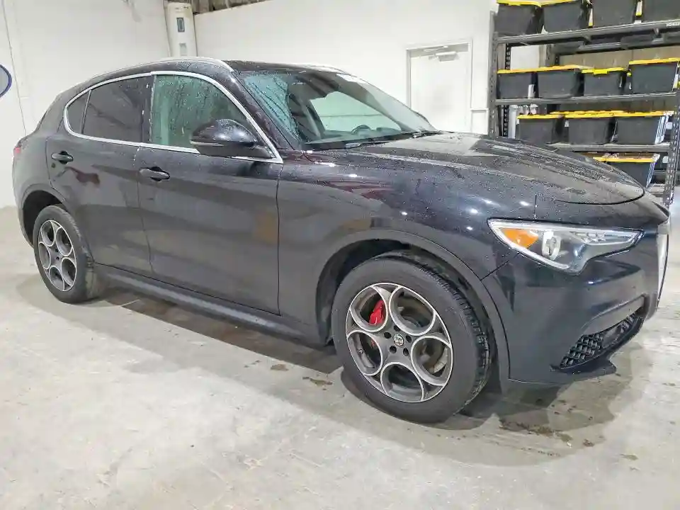 ZASFAKAN3J7C07432 2018 ALFA ROMEO STELVIO-3