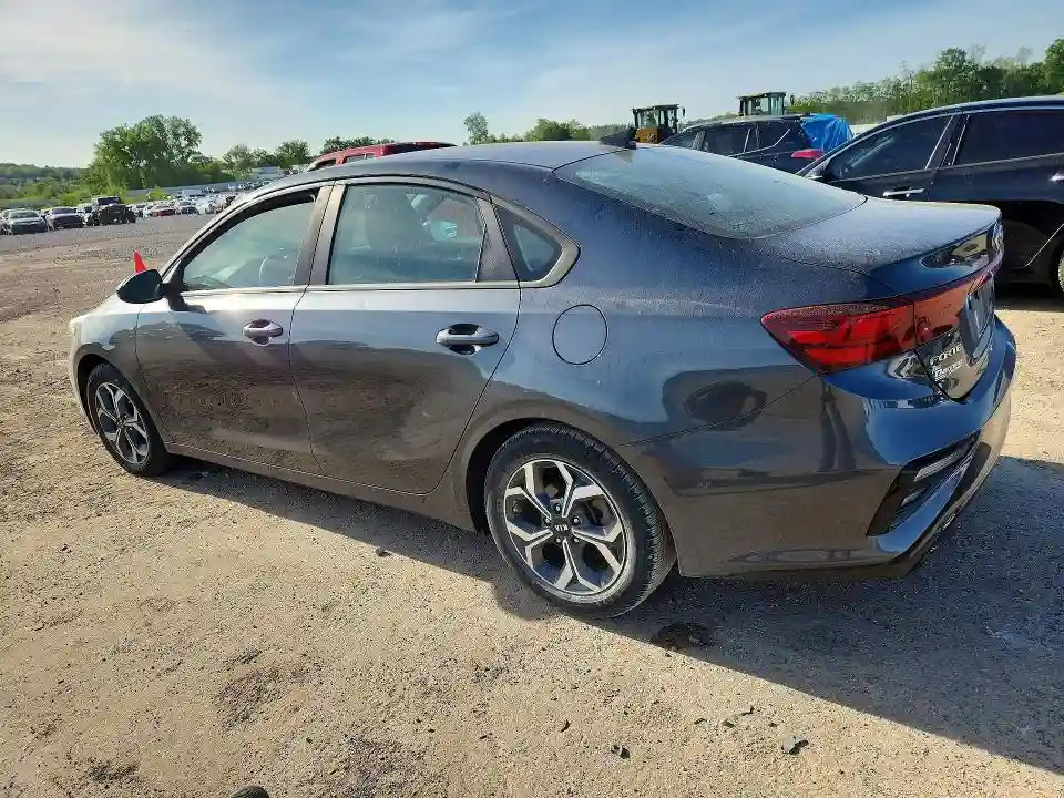 3KPF24AD2KE092610 2019 KIA FORTE-1