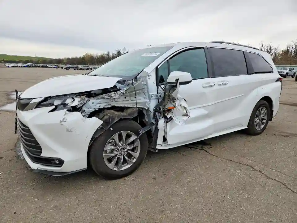 5TDJRKEC1SS253627 2025 TOYOTA SIENNA-0