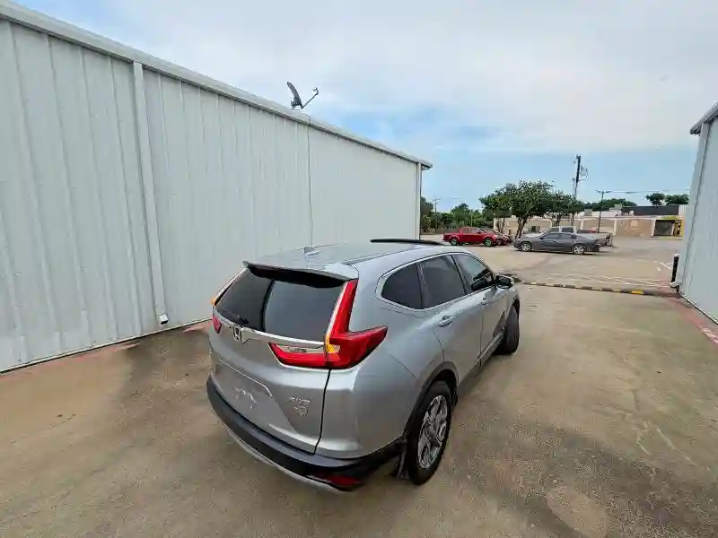 7FARW2H86JE045642 2018 HONDA CRV-3