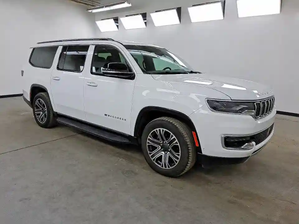 1C4SJSBP4PS542549 2023 JEEP WAGONEER-3