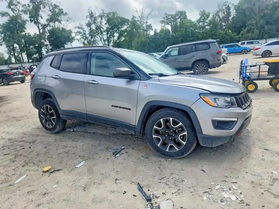 3C4NJDDB6LT126716 2020 JEEP COMPASS-3