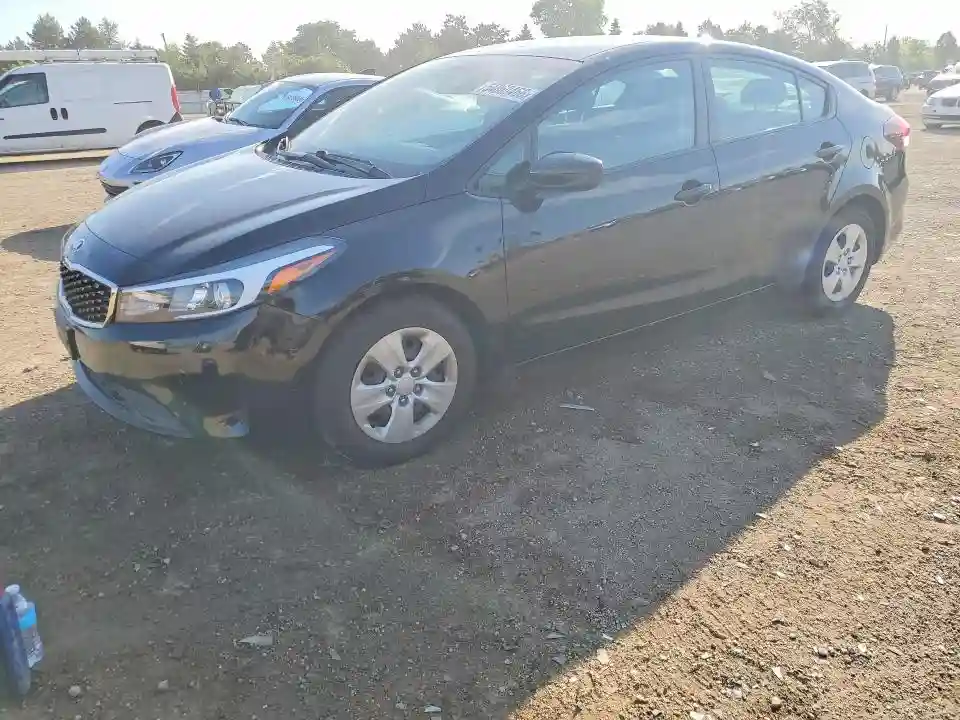3KPFL4A72HE152899 2017 KIA FORTE-0