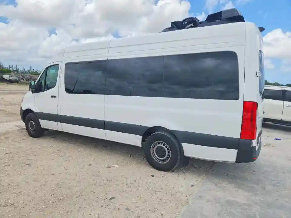 W1Z4KGHY1ST205821 2025 MERCEDES-BENZ SPRINTER-1
