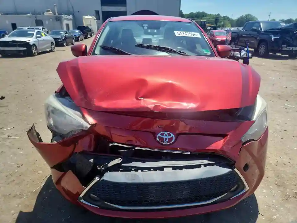 3MYDLBYV5KY503389 2019 TOYOTA YARIS-4