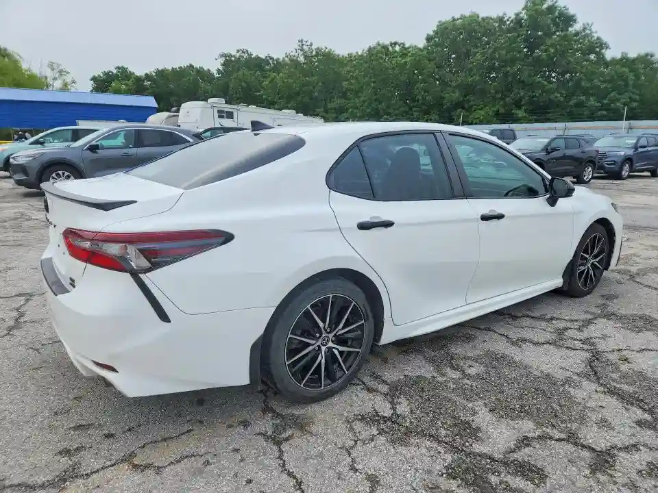 4T1G11BK3MU035948 2021 TOYOTA CAMRY-2