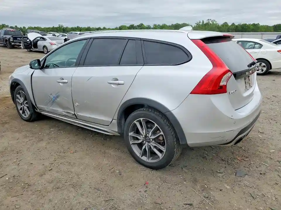 YV4612HK5F1001363 2015 VOLVO V60-1