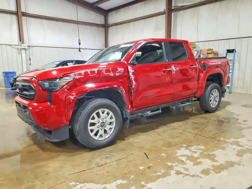 3TYLB5JN7ST101863 2025 TOYOTA TACOMA-0