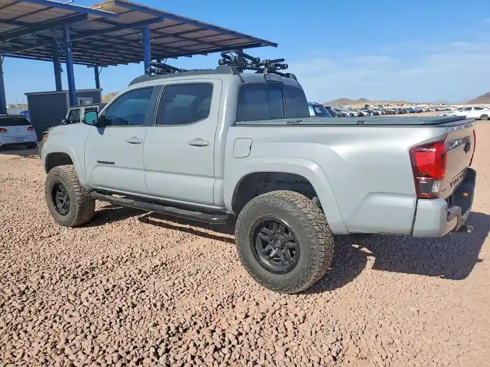 3TMCZ5AN1JM155861 2018 TOYOTA TACOMA-1