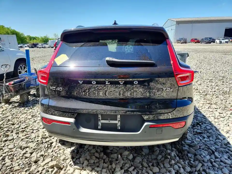 YV4162XZ1K2014271 2019 VOLVO XC40-5