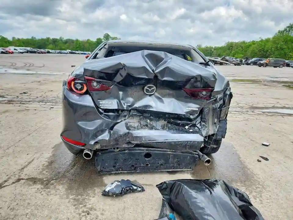 3MZBPABM8PM373205 2023 MAZDA 3-5