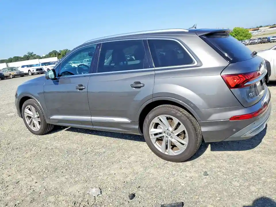 WA1LXAF7XLD002820 2020 AUDI Q7-1