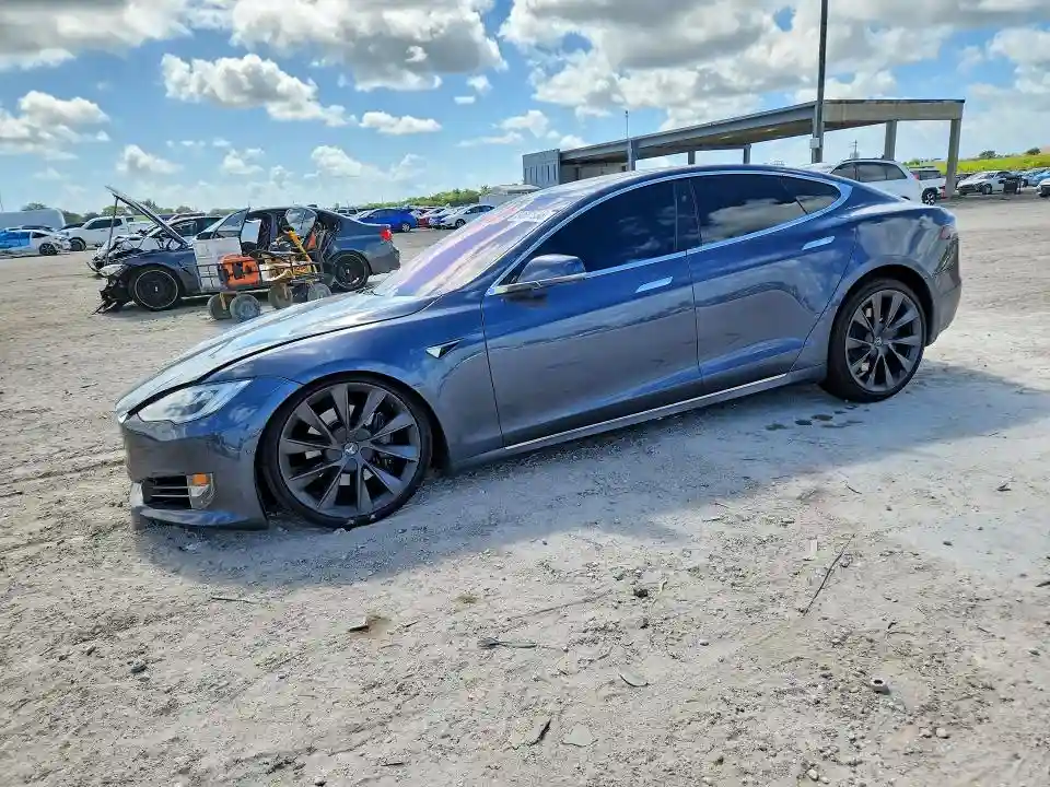 5YJSA1E28KF305109 2019 TESLA MODEL S-0