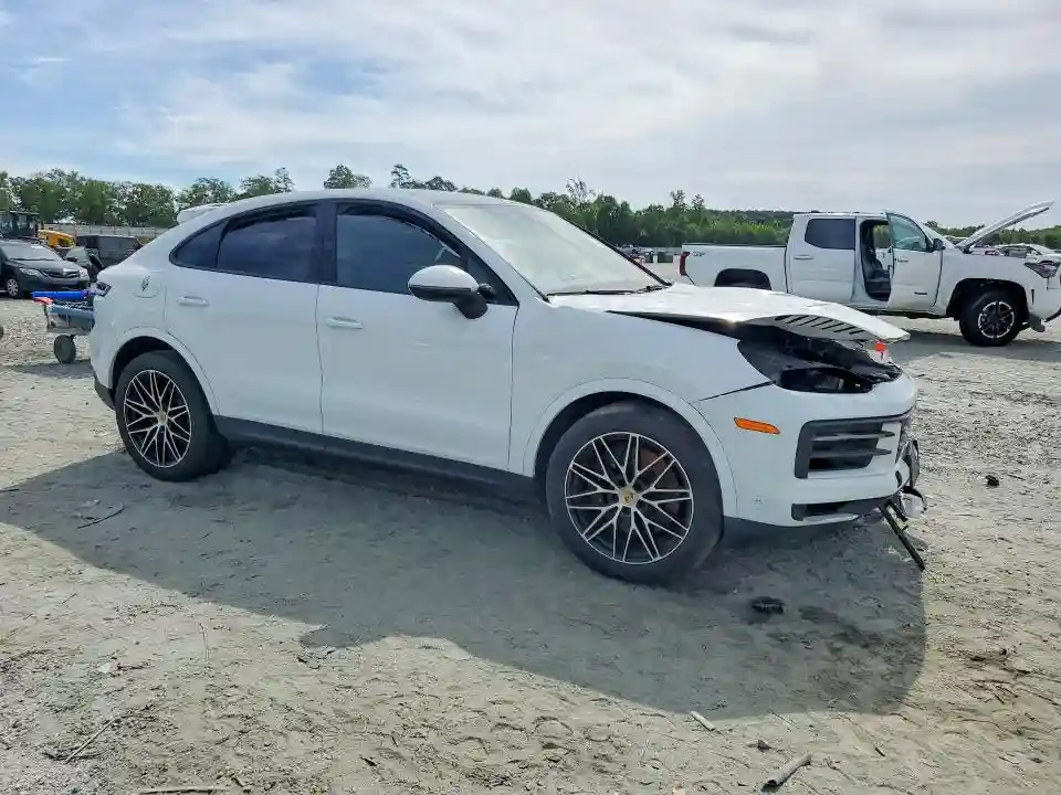 WP1BA2AY1RDA56488 2024 PORSCHE CAYENNE-3