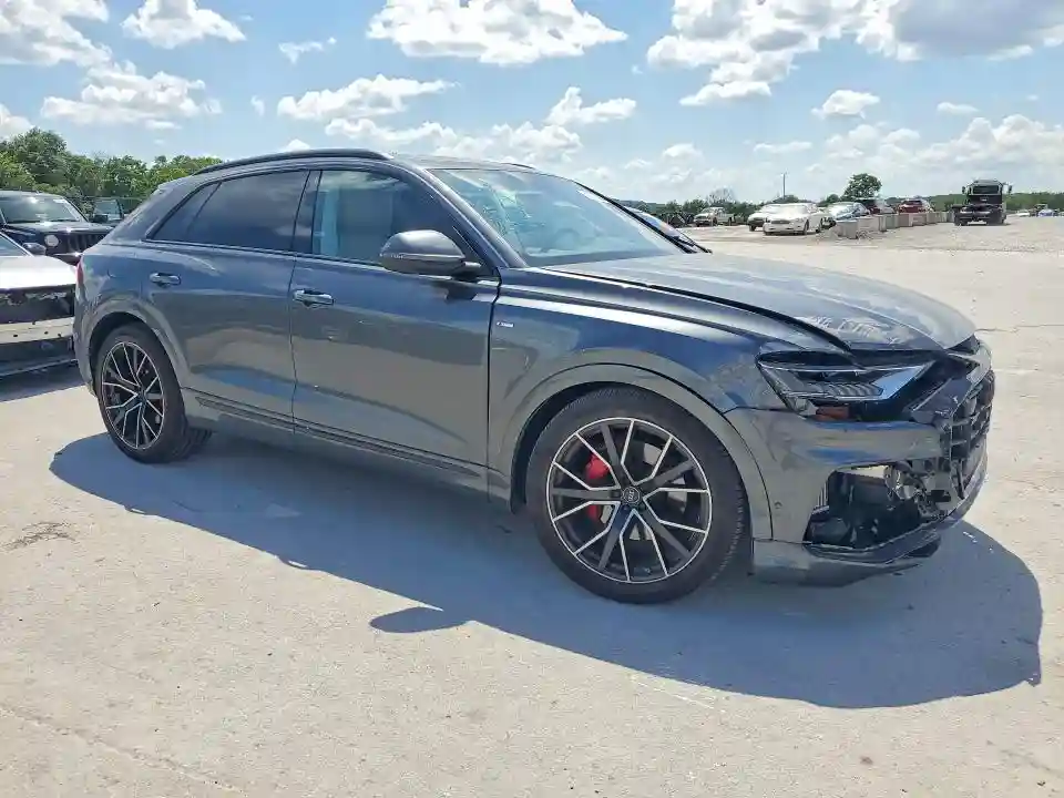 WA1FVBF1XPD043555 2023 AUDI Q8-3