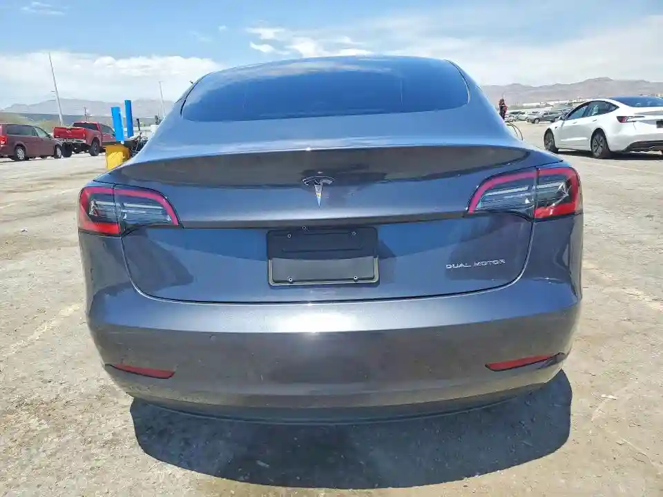 5YJ3E1EB6NF187526 2022 TESLA MODEL 3-5