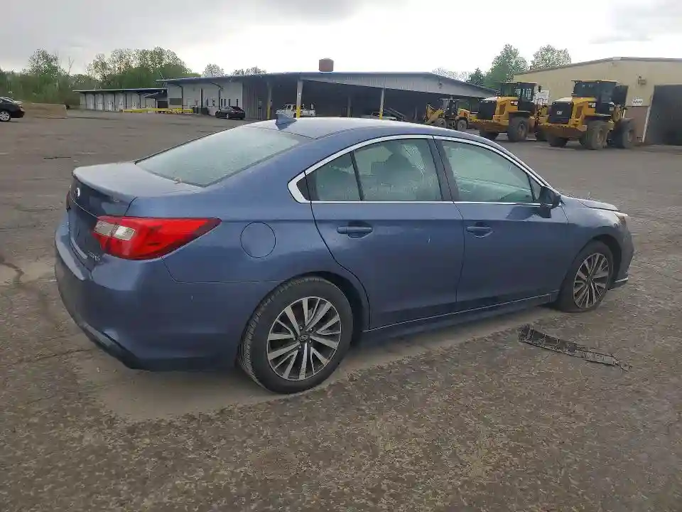 4S3BNAC6XJ3015945 2018 SUBARU LEGACY-2